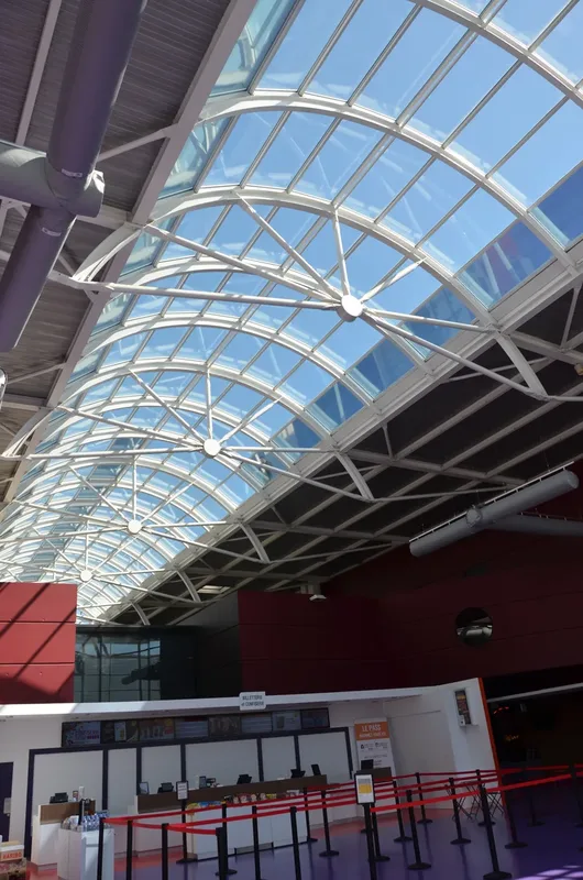 Film anti-éblouissement — Cinéma Gaumont, Coquelles